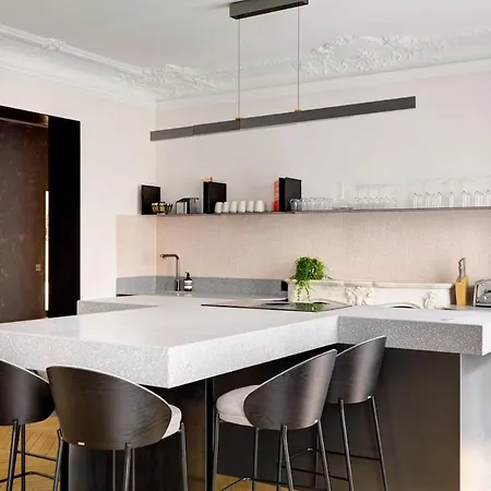Prestige Marais Xl Apartament